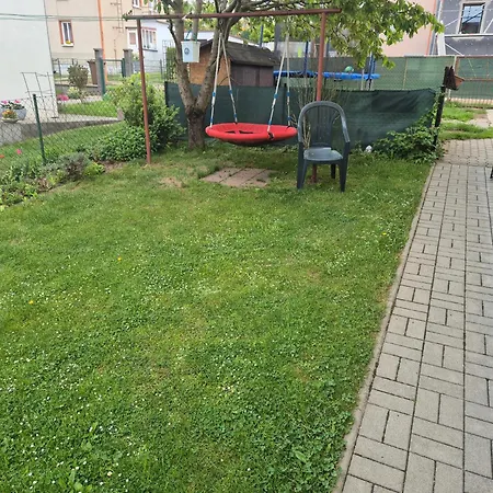 Rodinny Puldomek S Vybavenim A Bazenem Σπίτι διακοπών